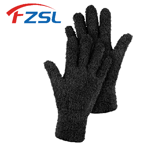 Black microfiber dust removal gloves